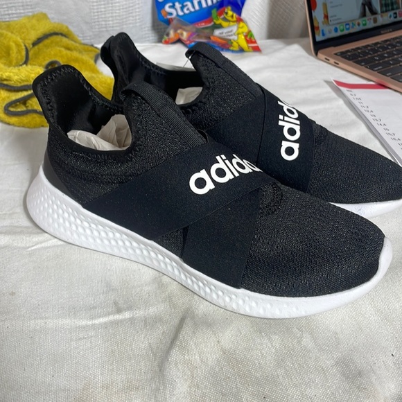 adidas Shoes - Size 6